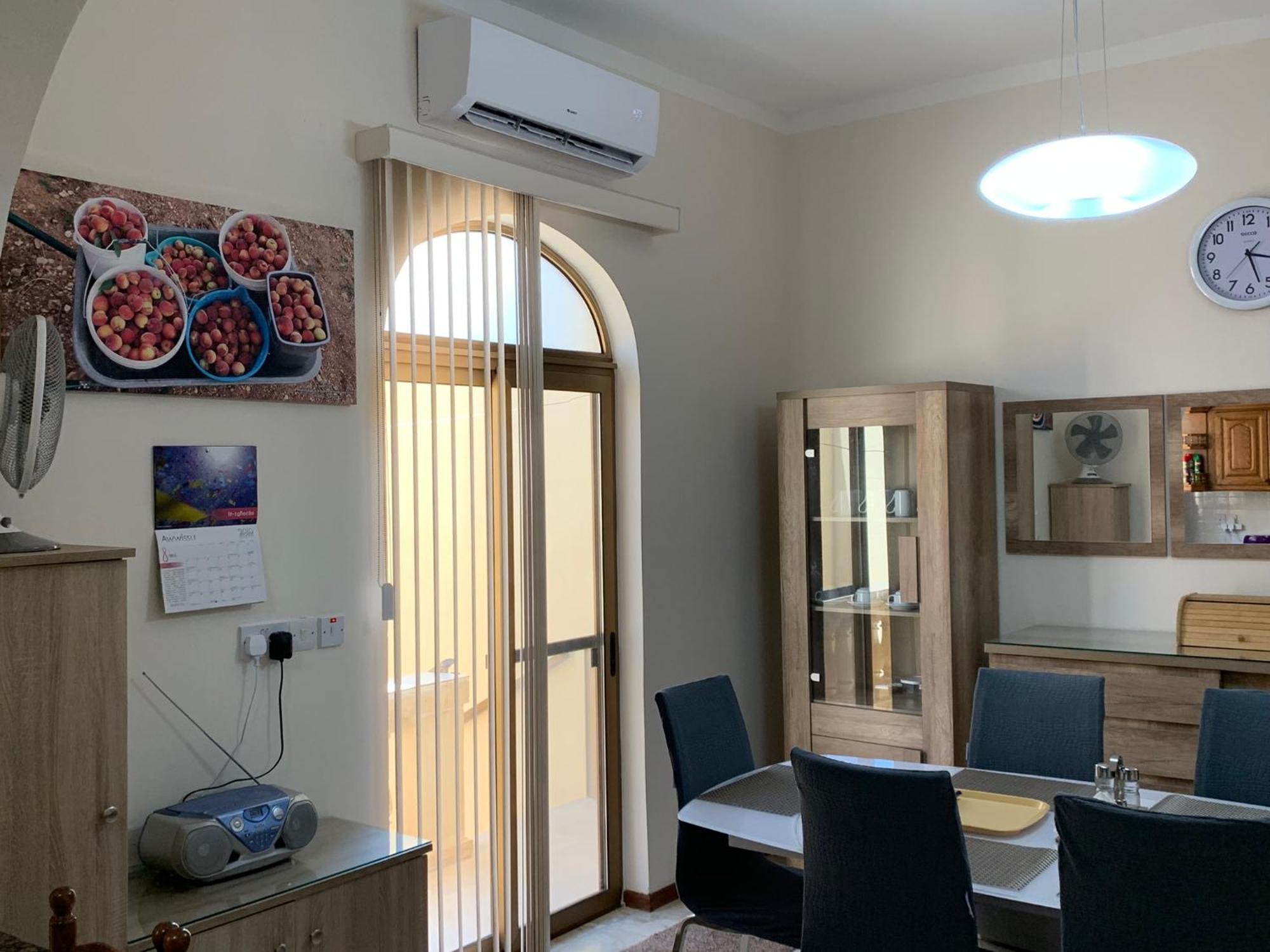 Cloud 9 Residence Għajnsielem Buitenkant foto